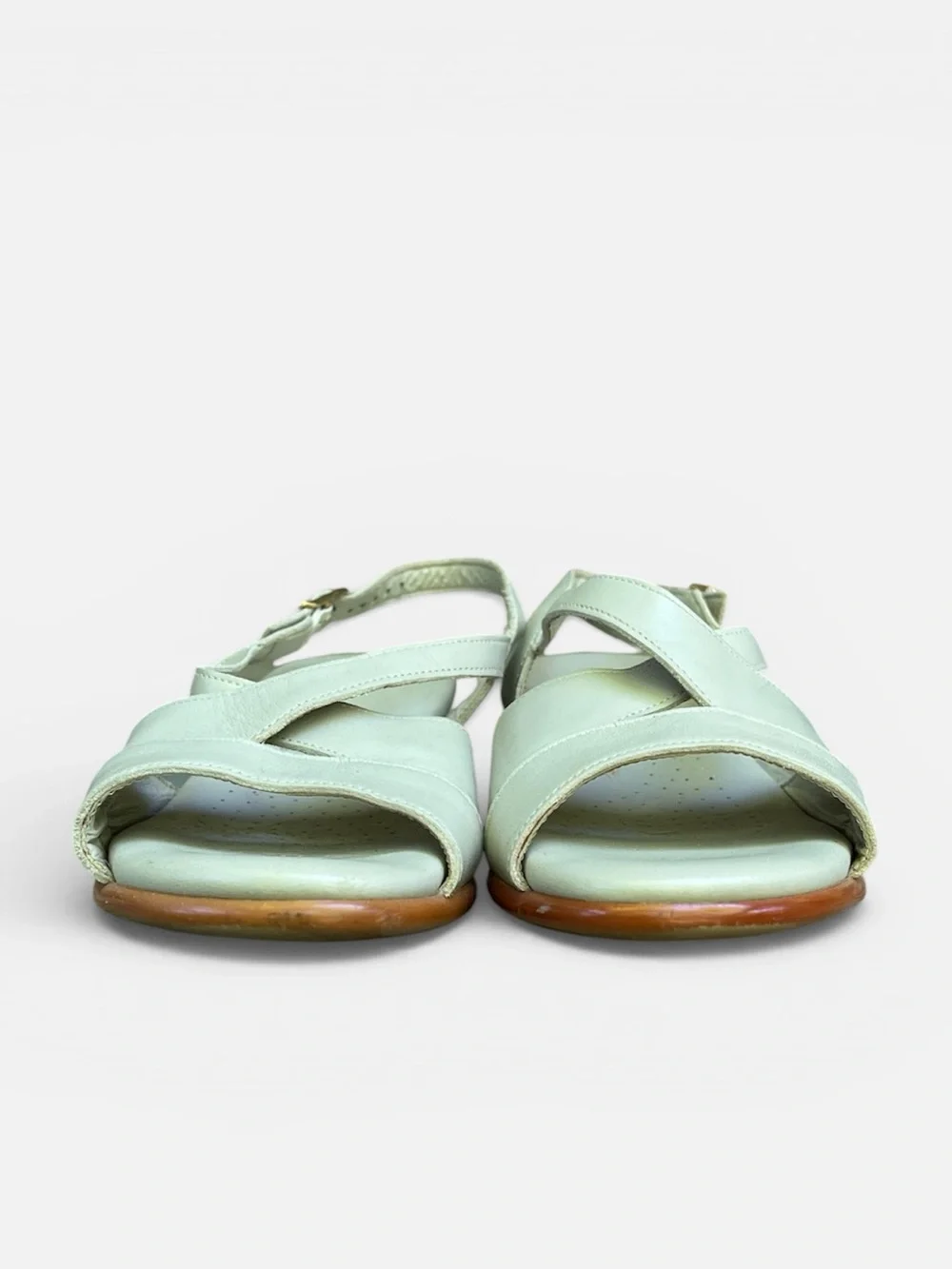 SAS Caress Buckle Tripad Comfort Leather Wedge Sandal in Bone Size 6M